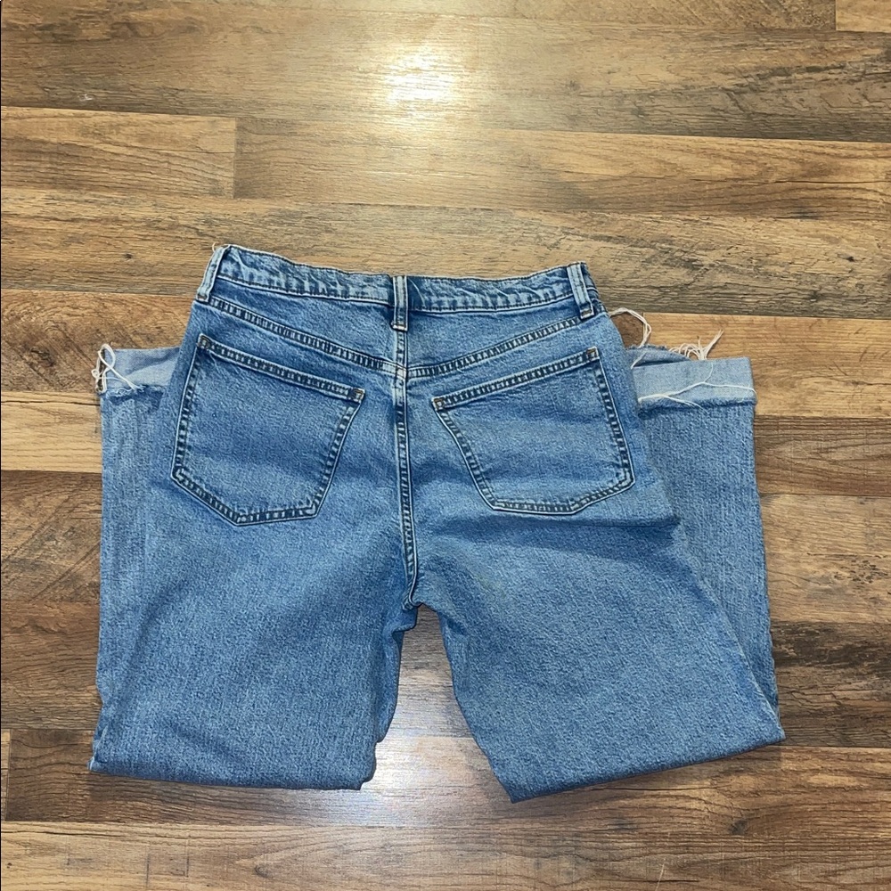 Universal Threads Highest Straight Angle Jeans Si… - image 6